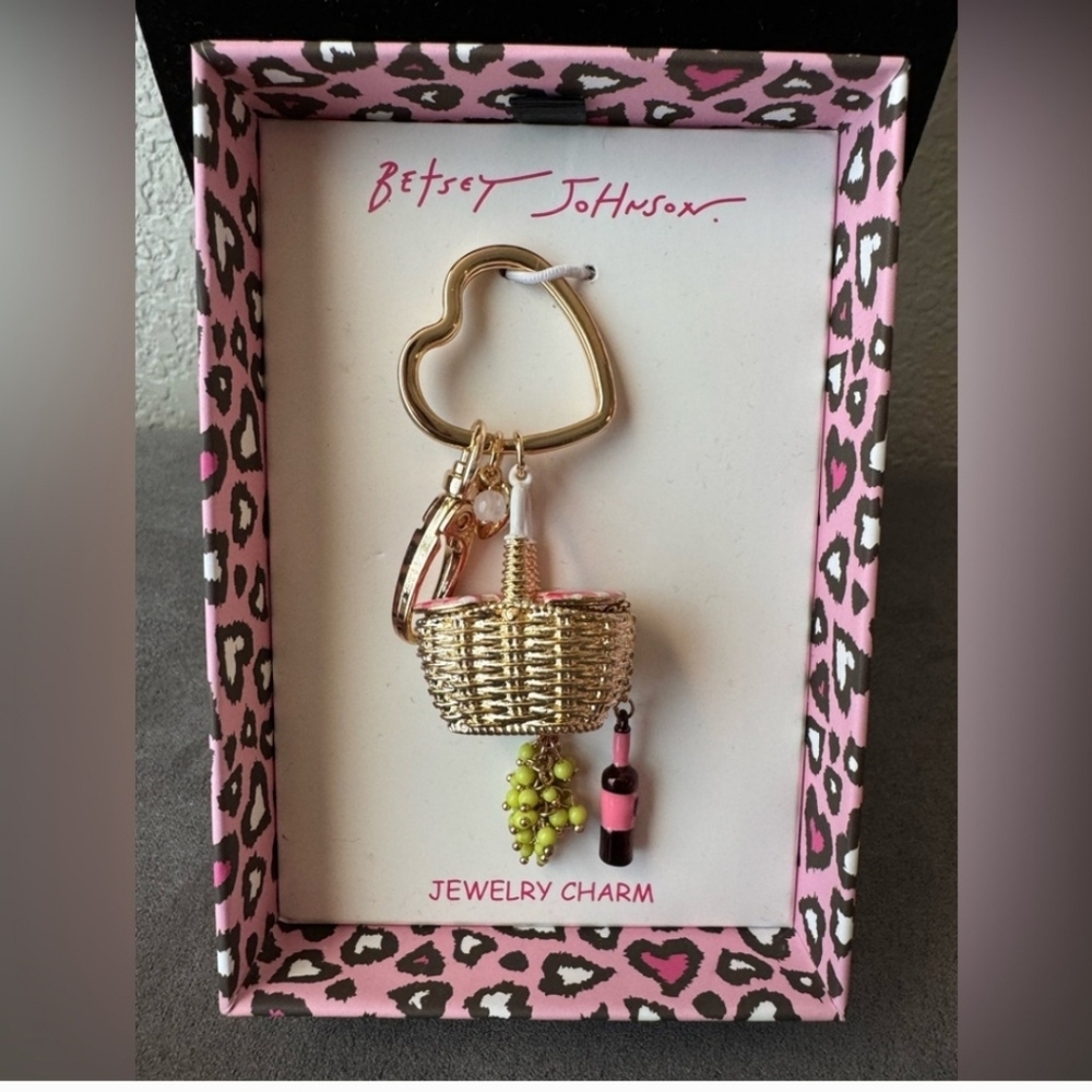 Betsey Johnson Gold Basket Charm/ Keychain/ NWT / BETSEY JOHNSON